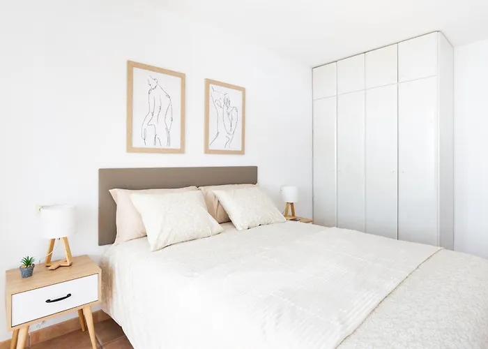 Frontline Duplex Arenitas With Pool Candelaria