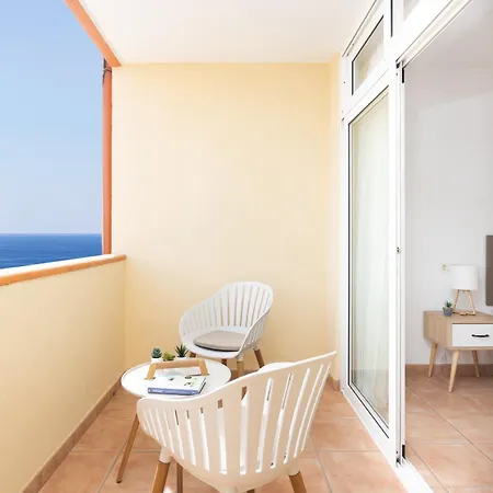 Дом отдыха Frontline Duplex Arenitas With Pool Канделария