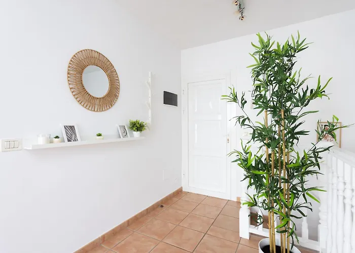 Frontline Duplex Arenitas With Pool Nyaraló