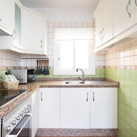 Semesterbostad Frontline Duplex Arenitas With Pool