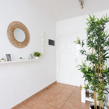 Frontline Duplex Arenitas With Pool Semesterbostad